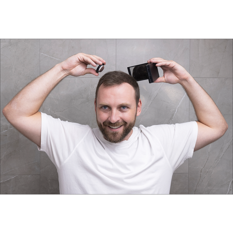 Samson Labs Cover Clay waterproof hair loss solutions product in use frontal
